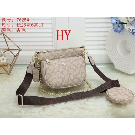 Coach Cross Bags in 125183