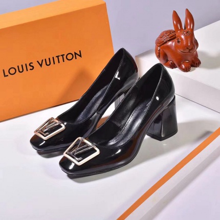 New Arrivals Louis Vuitton High heels For Women in 125254