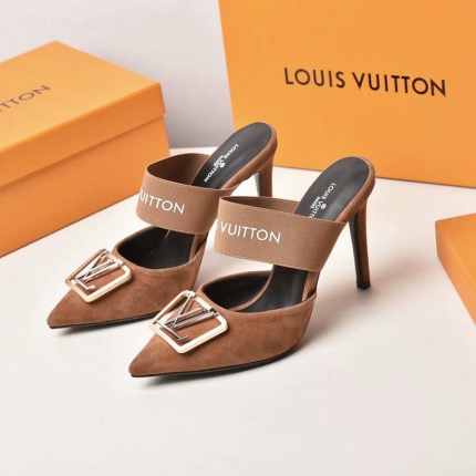 LV Pumps For Women in 126109