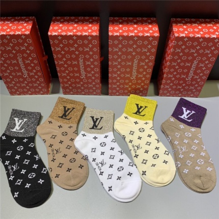 Louis Vuitton Socks in 126120