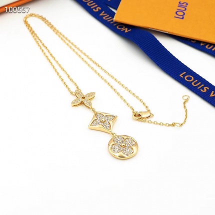 Louis Vuitton Necklace in 127310