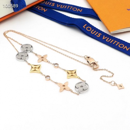 Louis Vuitton Necklace in 127315