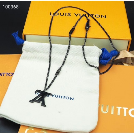 Louis Vuitton Necklace in 127319
