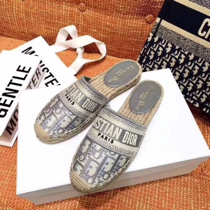 New Arrivals Dior Loafers For Women in 127661