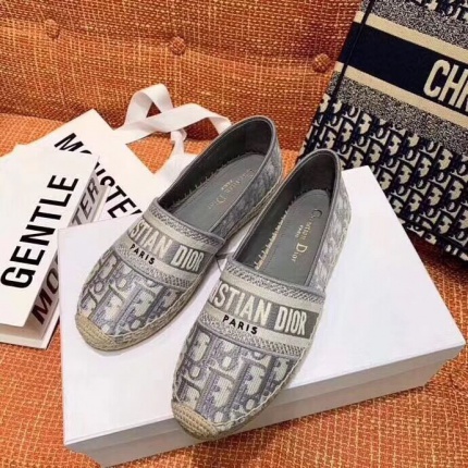 New Arrivals Dior Loafers For Women in 127662