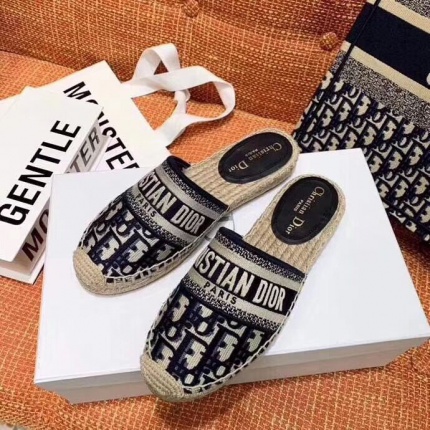 New Arrivals Dior Loafers For Women in 127663