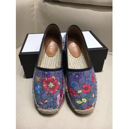 New Arrivals Gucci Loafers For Women in 127668