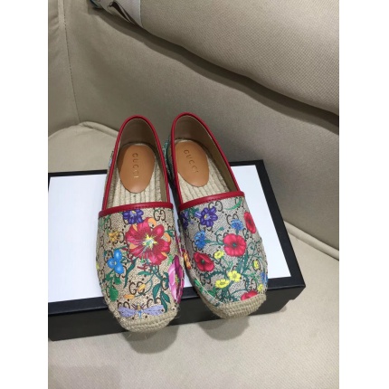 New Arrivals Gucci Loafers For Women in 127669