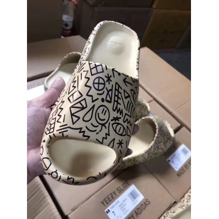 Yezzy Slides size 36-45 in 128219