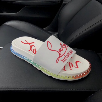 New Arrivals Christian Louboutin Slippers For Men in 128701