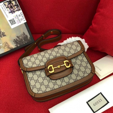 Gucci AAA Quality Hangbags in 128949
