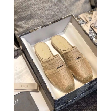 New Arrivals Dior Loafers For Women in 129252