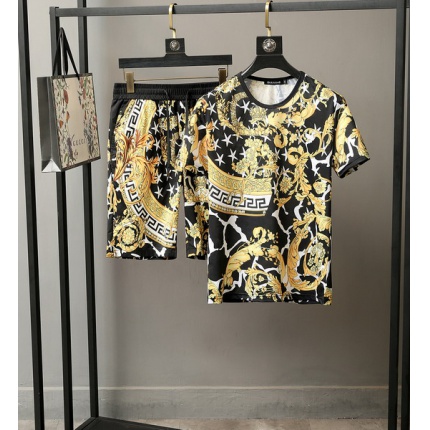 Versace Short Tracksuits For Men in 129292