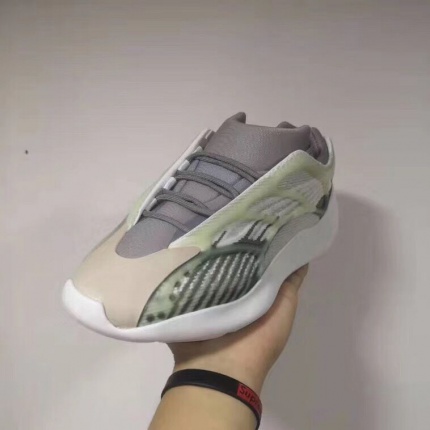 Adidas Yezzy 700 V3 Sneakers for Men in 129331