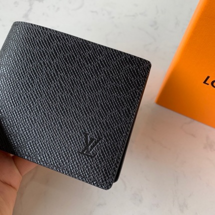 Louis Vuitton AAA Quality Wallets in 129578