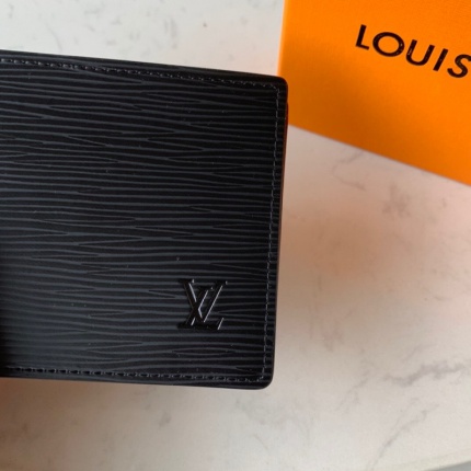 Louis Vuitton AAA Quality Wallets in 129579