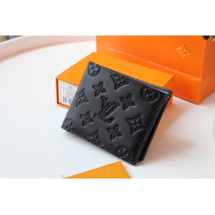 Louis Vuitton AAA Quality Wallets in 129585