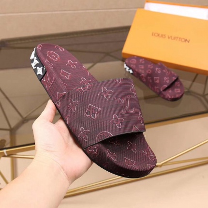 New Arrivals Louis Vuitton high quality Slippers For Men in 129879
