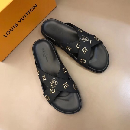 New Arrivals Louis Vuitton high quality Slippers For Men in 129899