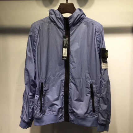 New Arrivals Stone Island Thin Jackets For Men in 129971