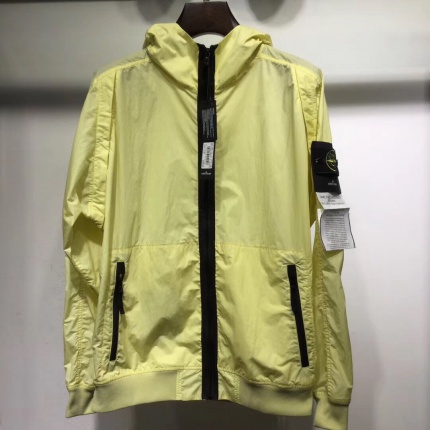 New Arrivals Stone Island Thin Jackets For Men in 129972