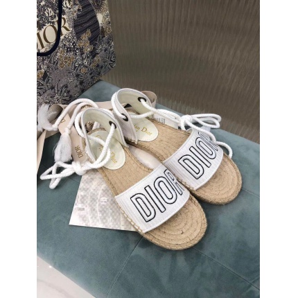 New Arrivals Dior Sandals For Women in 131122