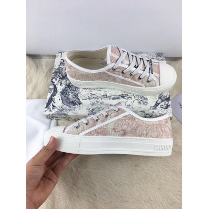 New Arrivals Dior Sneakers For Women in 131128