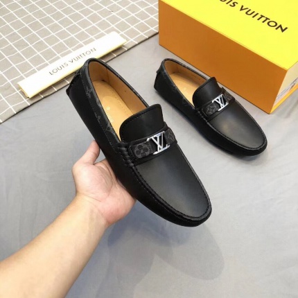 New Arrivals Louis Vuitton top quality Leather Loafers For Men in 131194
