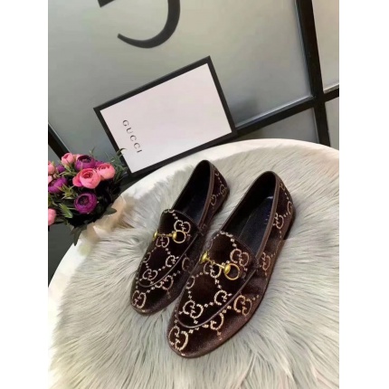 Gucci Loafers For Men in 131357