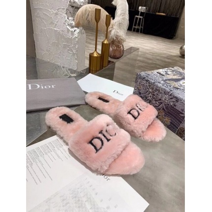 New Arrivals Dior Fur Slides For Women in 131486
