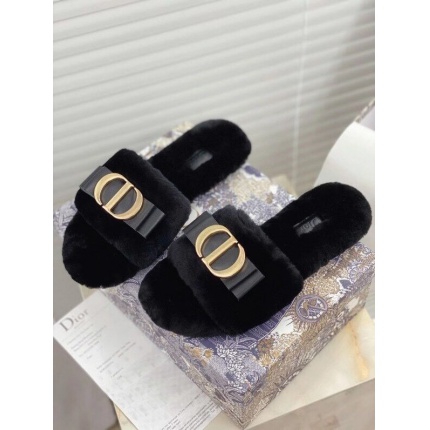 New Arrivals Dior Fur Slides For Women in 131490