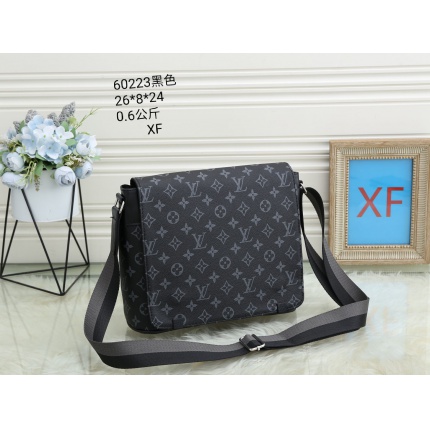 Louis Vuitton Cross Bags Men in 131941