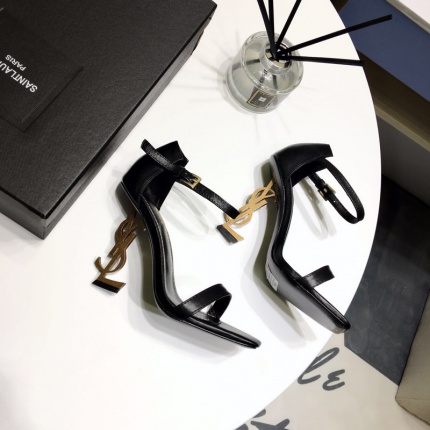 YSL Sandals For Women in 131985