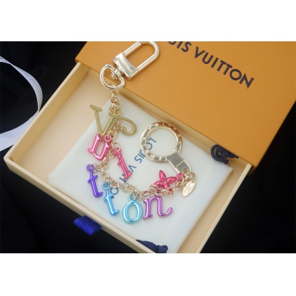 Louis Vuitton  Keychain in 132419