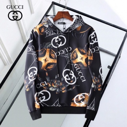 Gucci Hoodies for Men in 132645