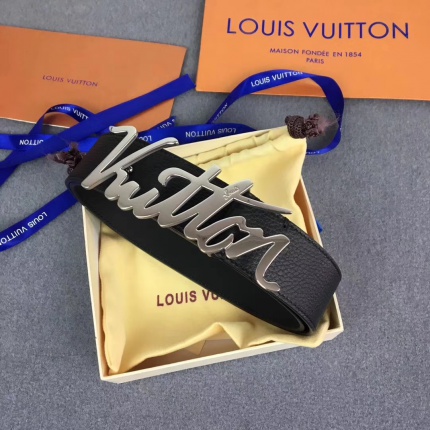 Louis Vuitton AAA Belts in 132971