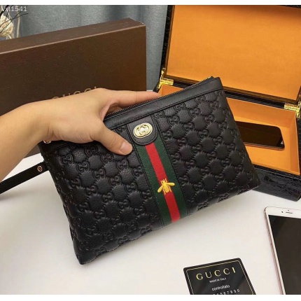 New Arrivals High quality Gucci Clutch For Men    in 133294