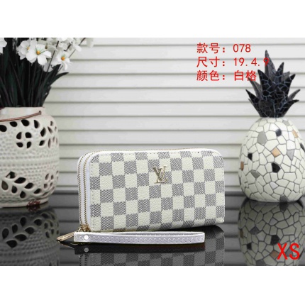 Cheap Louis Vuitton Wallets in 133649