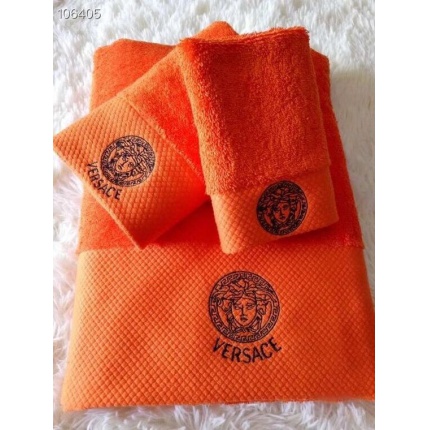 New Arrivals Versace Bath Towels a set in 133678