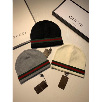 Gucci Beanies in 133802