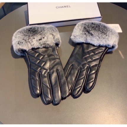 New Arrivals CC Gloves in 133813