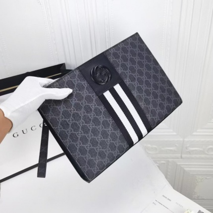 New Arrivals Gucci Clutch For Men in 134209
