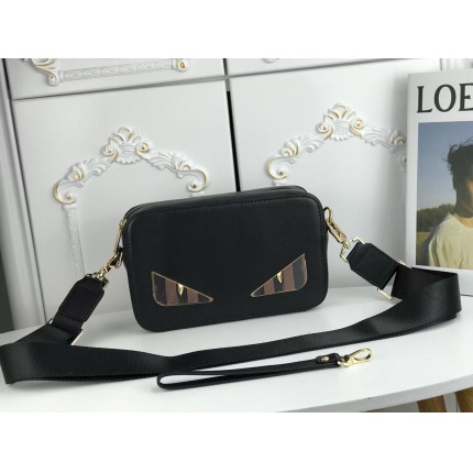 New Arrivals Fendi AAA Shoulder Bags For Men in 134231