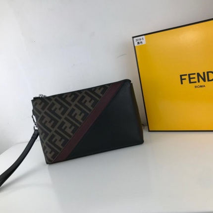 New Arrivals Fendi AAA Clutch For Men in 134235