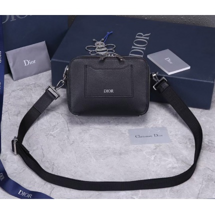 New Arrivals High quality Dior Bags For Men in 134245