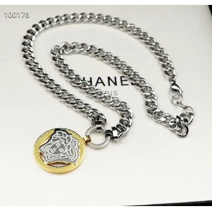 New Arrivals Versace Necklace in 134304