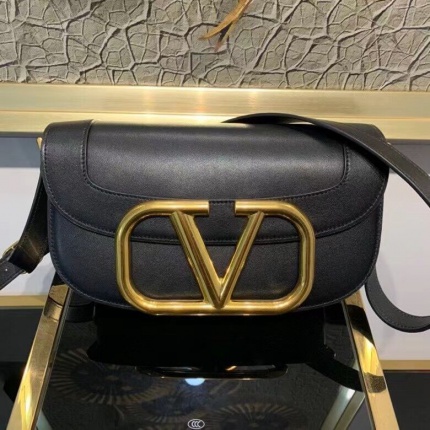 Valentino AAA quality Handbags in 134981