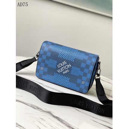 Louis Vuitton AAA+++ bags For Men in 134985