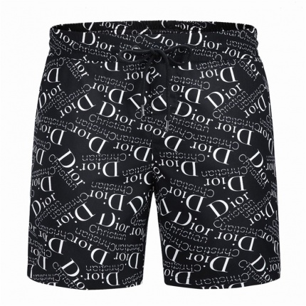 Dior Short Pants For Men in 135130