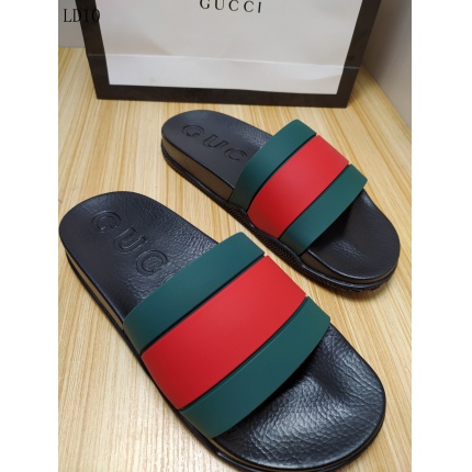 Gucci Slippers For Men in 135224